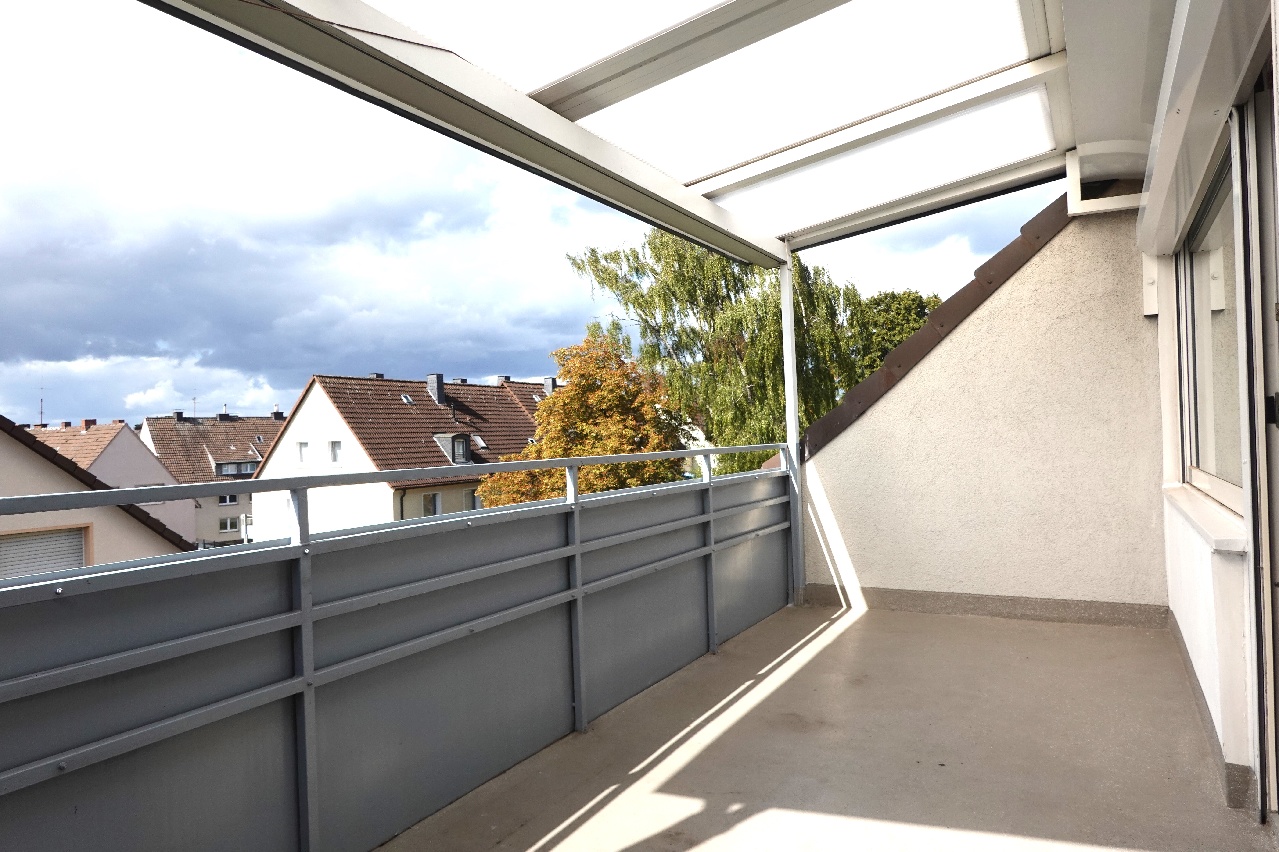 Überdachte Loggia m Schlafzimmer