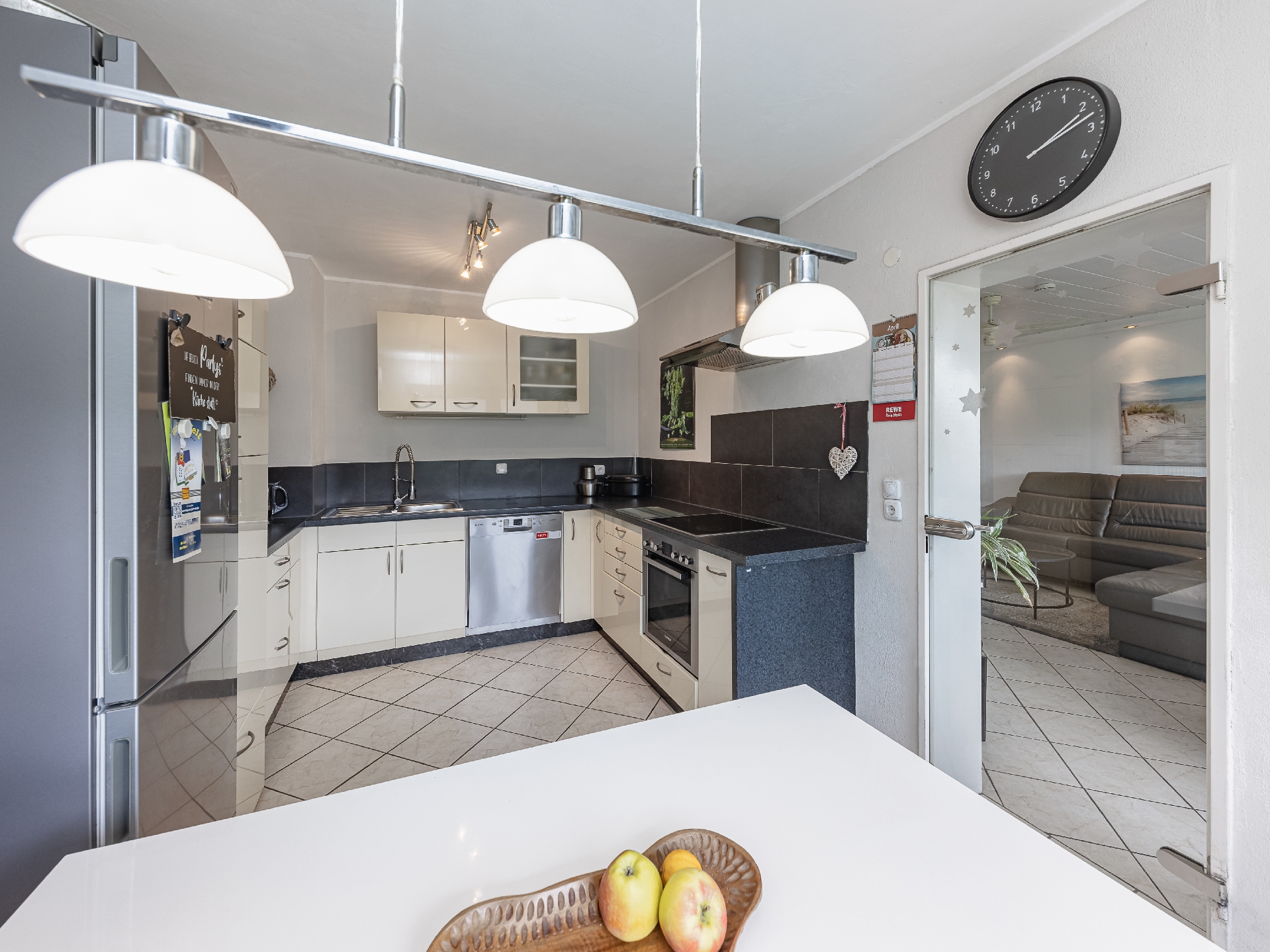 Küche mit Sitzmöglichkeit