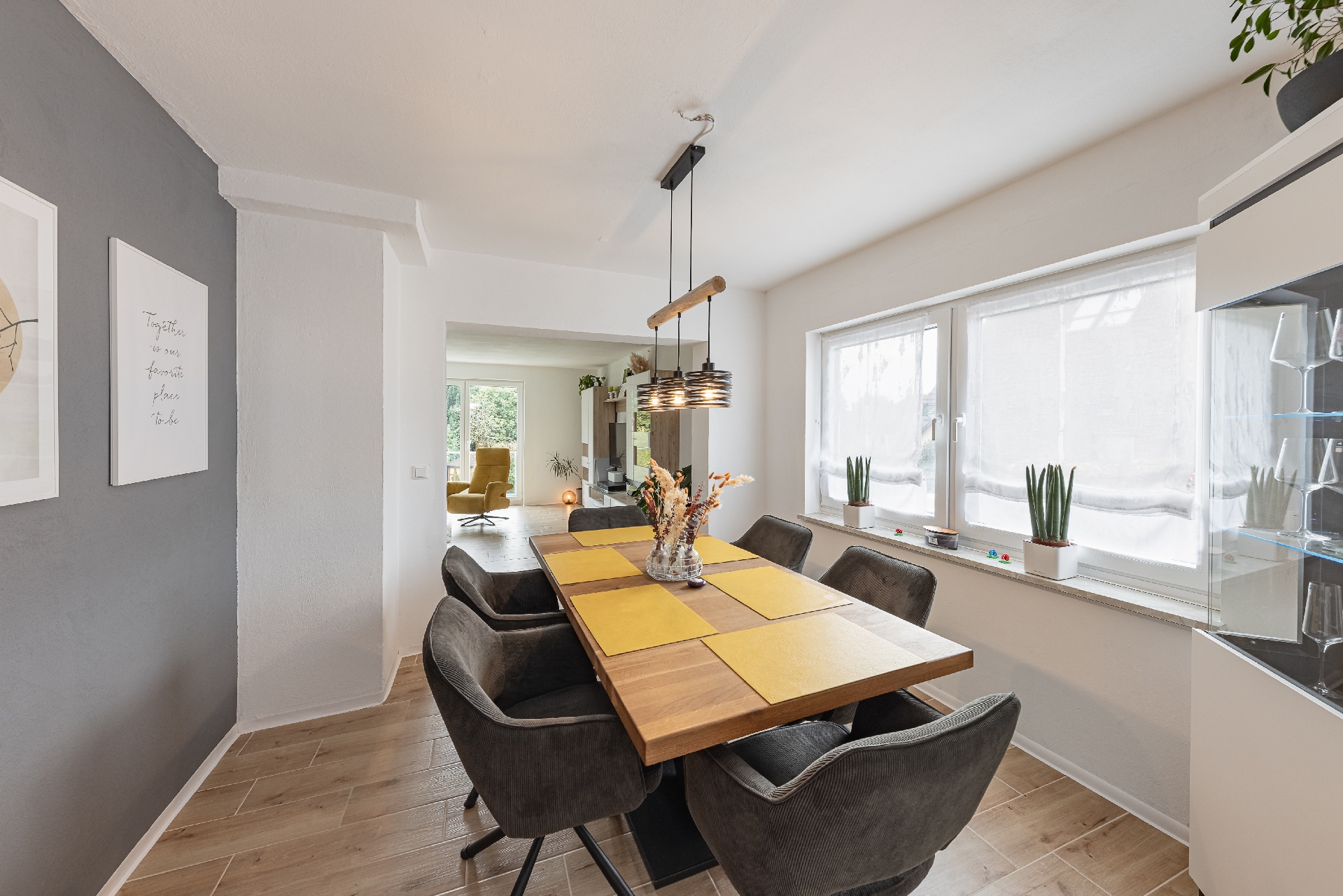 gemütliches Esszimmer