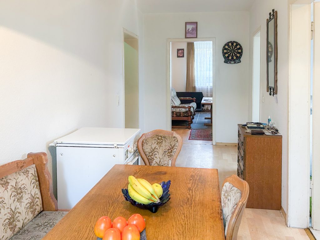 lichtdurchfluteter Essbereich