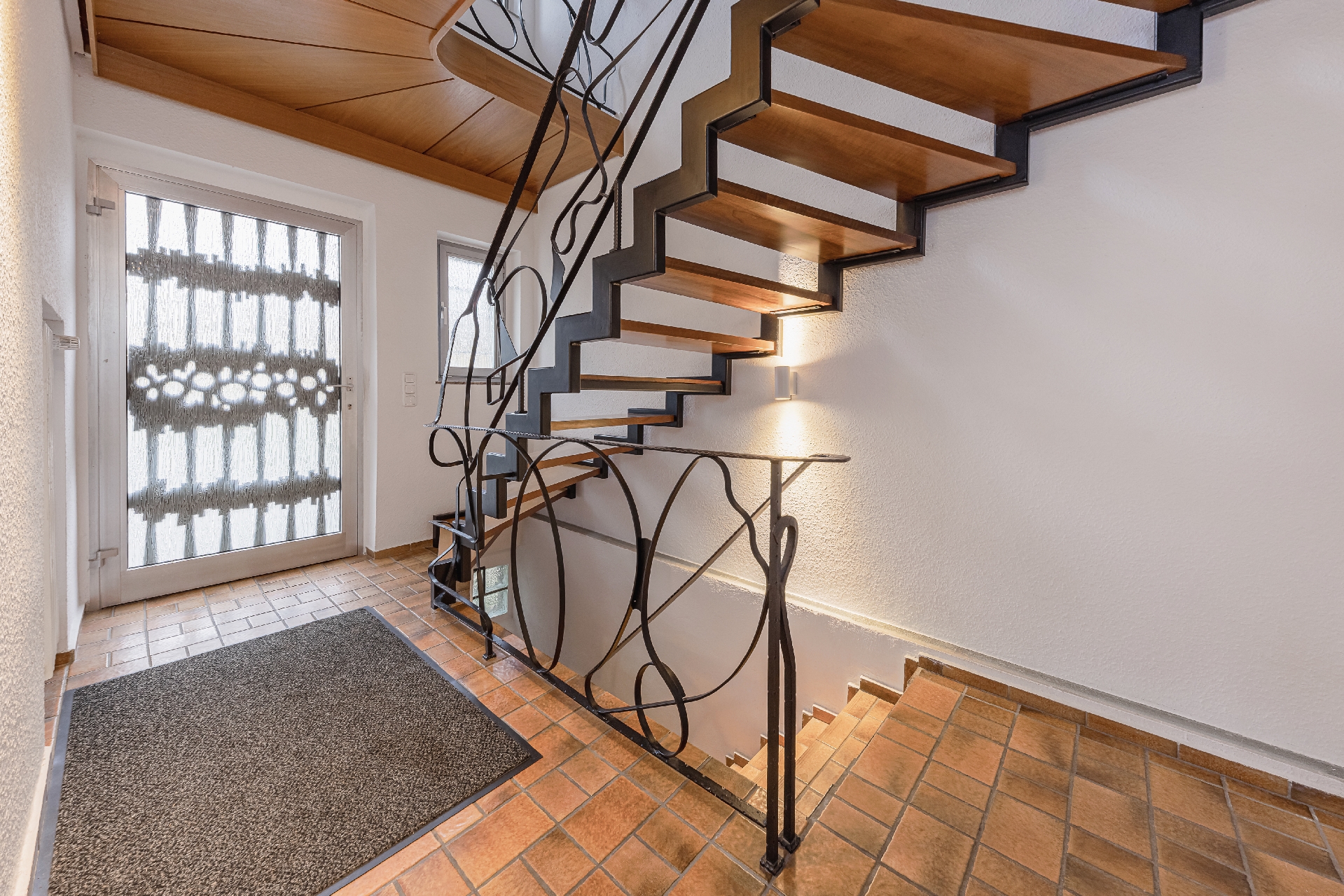 großer Eingangsbereich