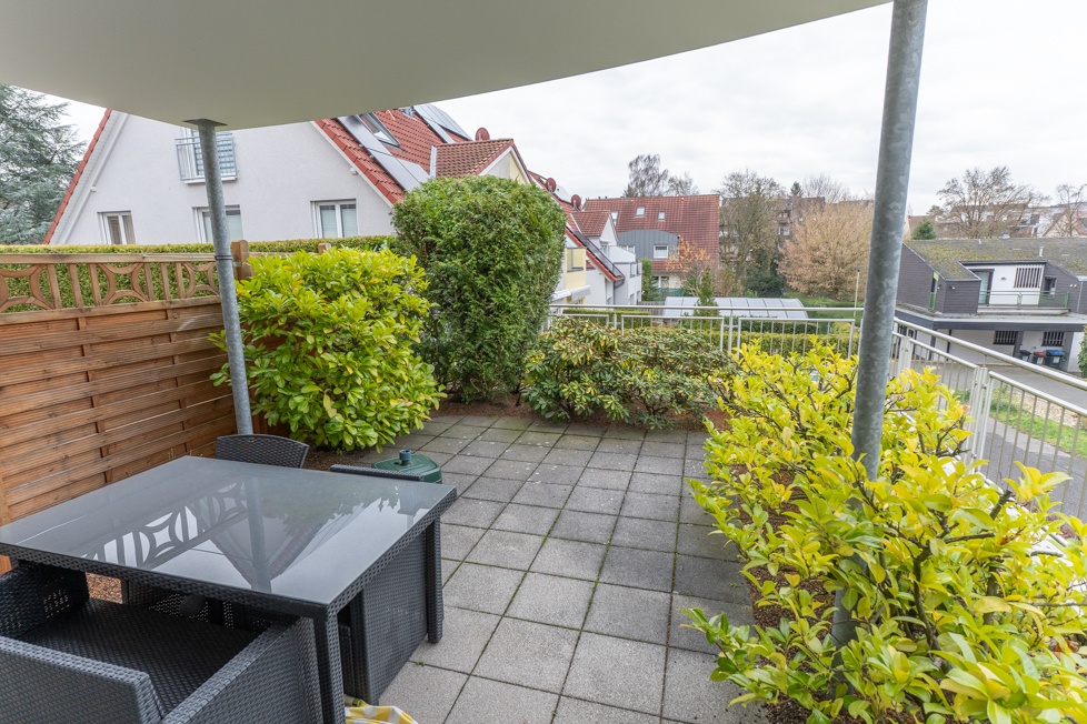 Die großzügige Terrasse