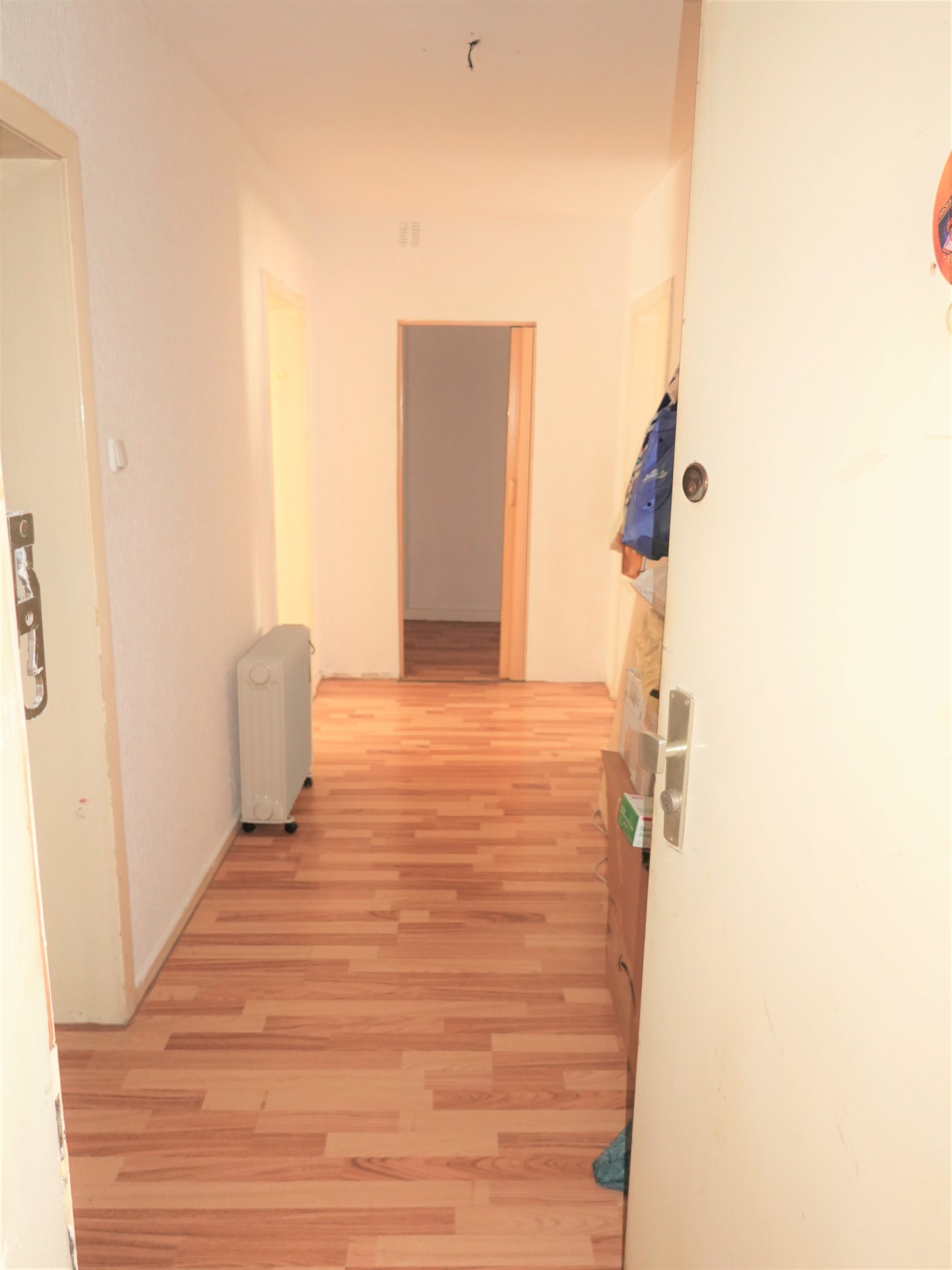 2.Zimmerwohnung im 1.OG rechts