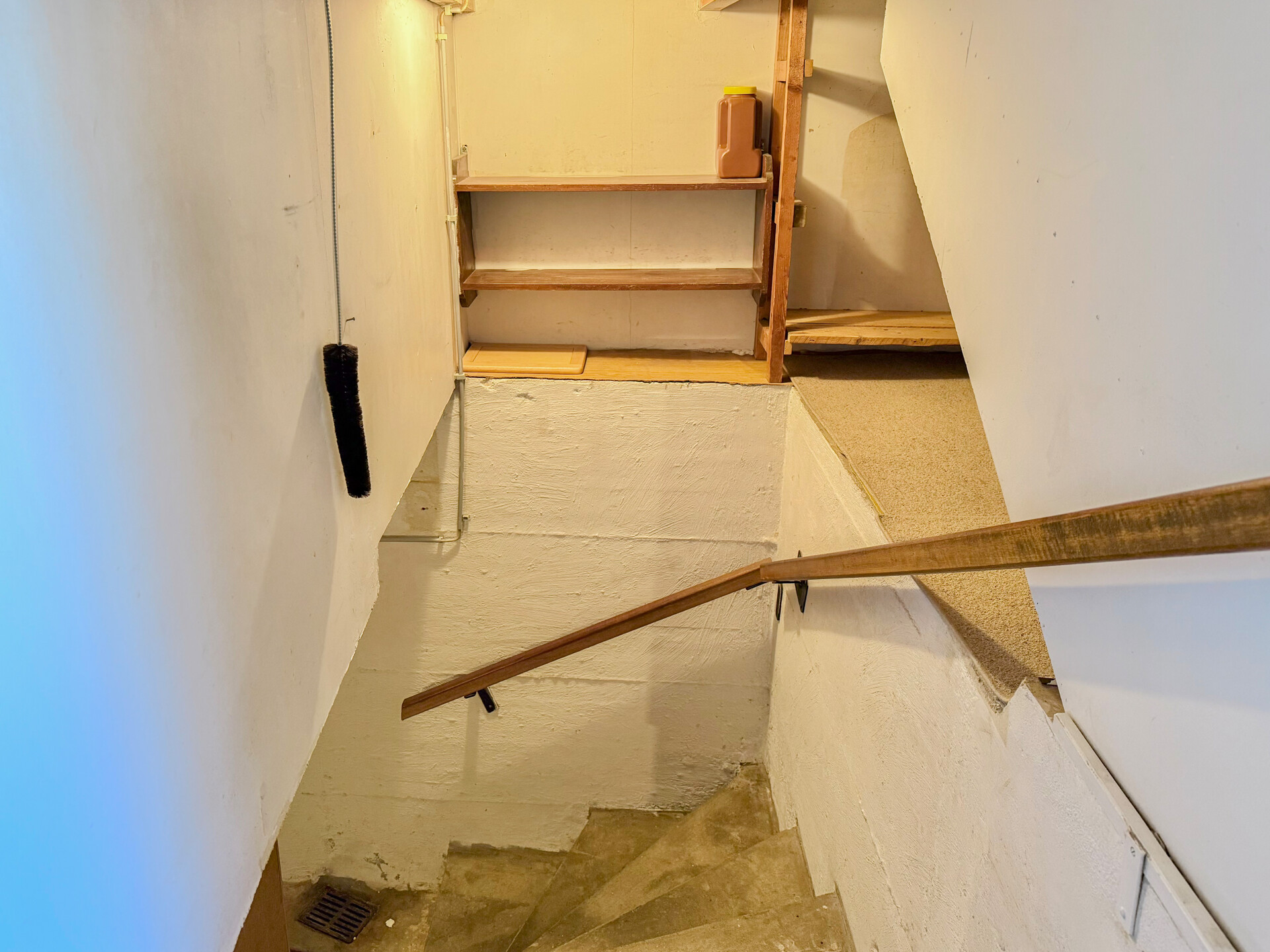 Haus Nr. 6 KG