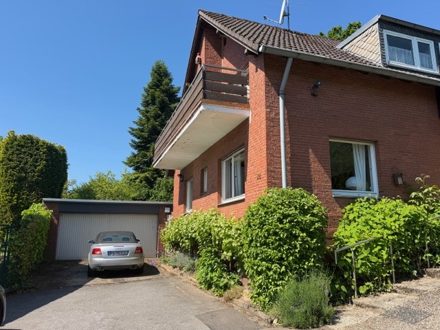Zufahrt/Garage