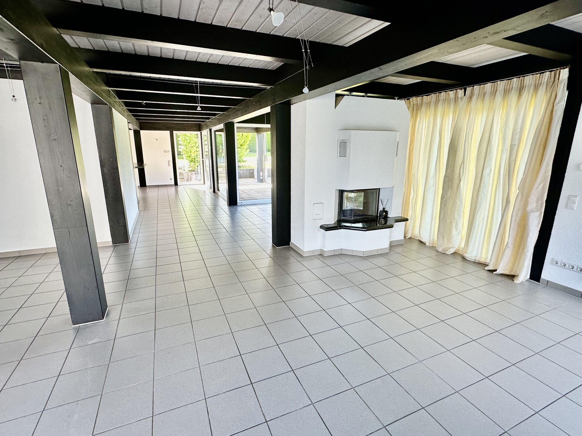 Kaminbereich Wohnzimmer