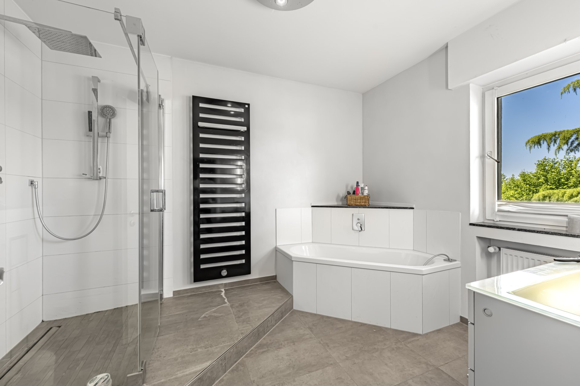 Badezimmer Erdgeschoss