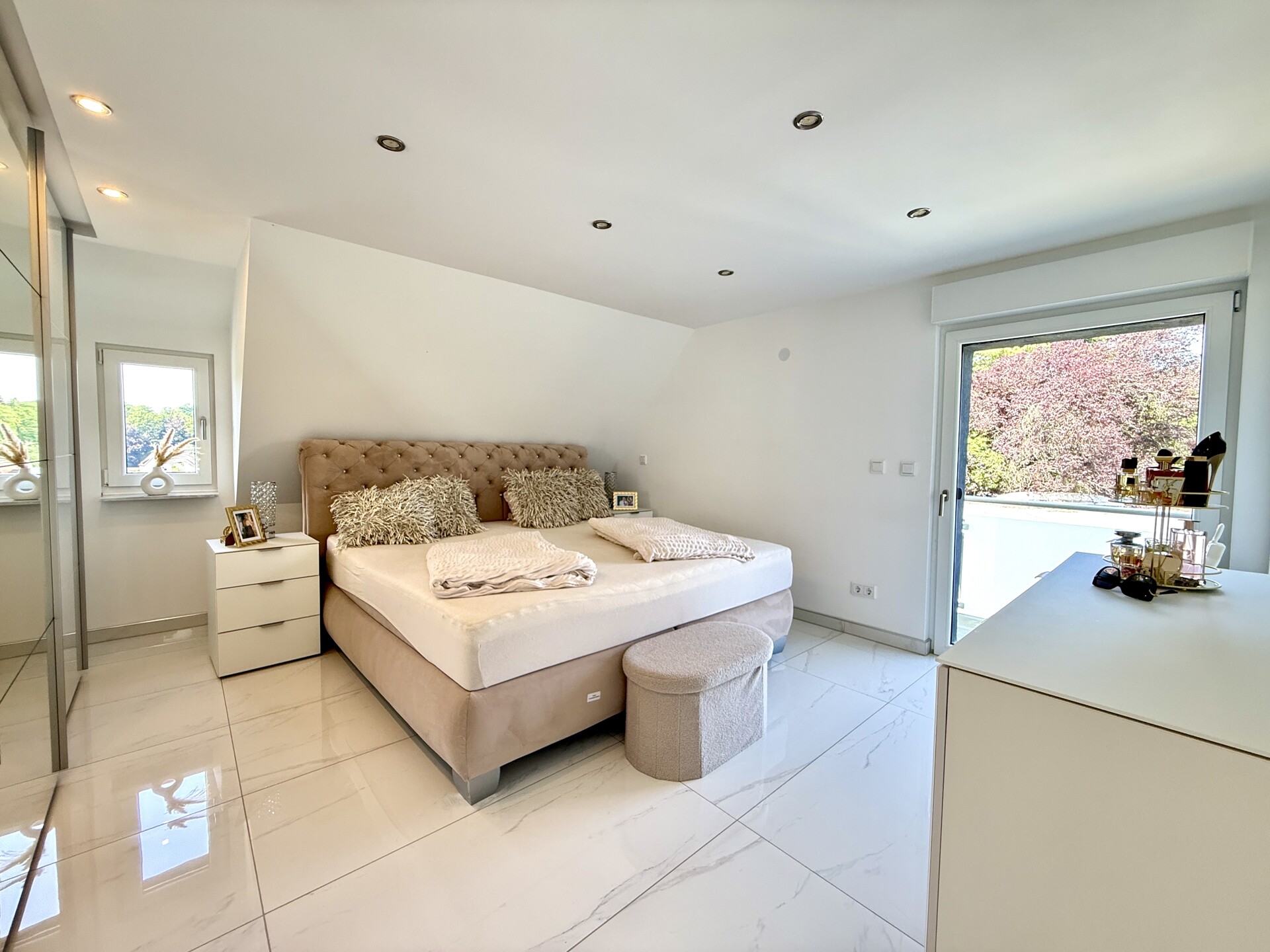 Schlafzimmer OG