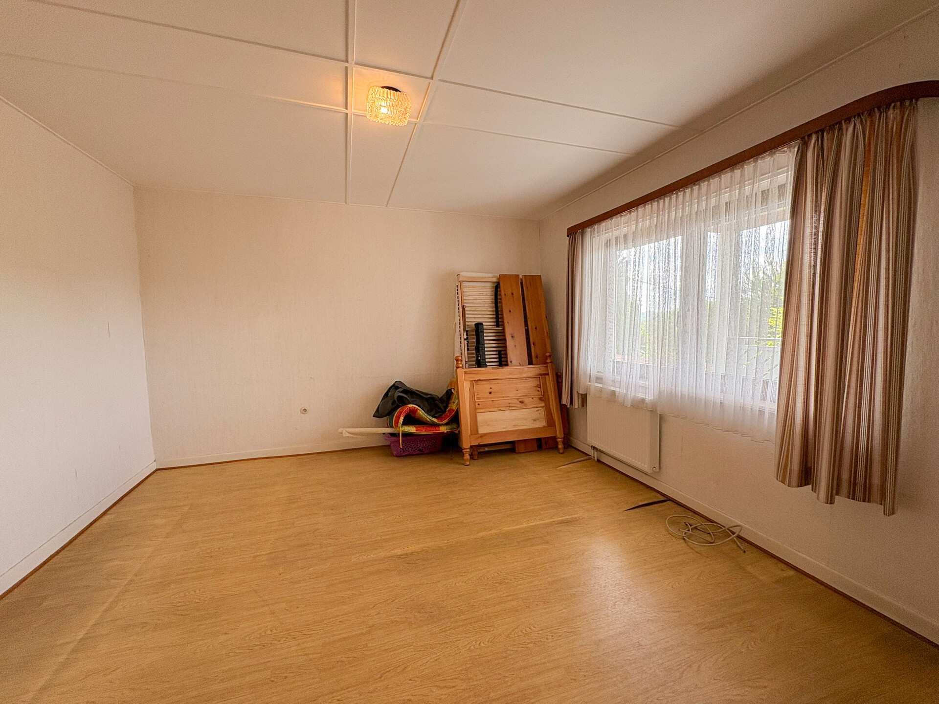 Schlafzimmer EG Links