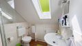 Badezimmer DG Rechts