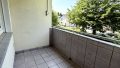 Überdachter Balkon mit Markise