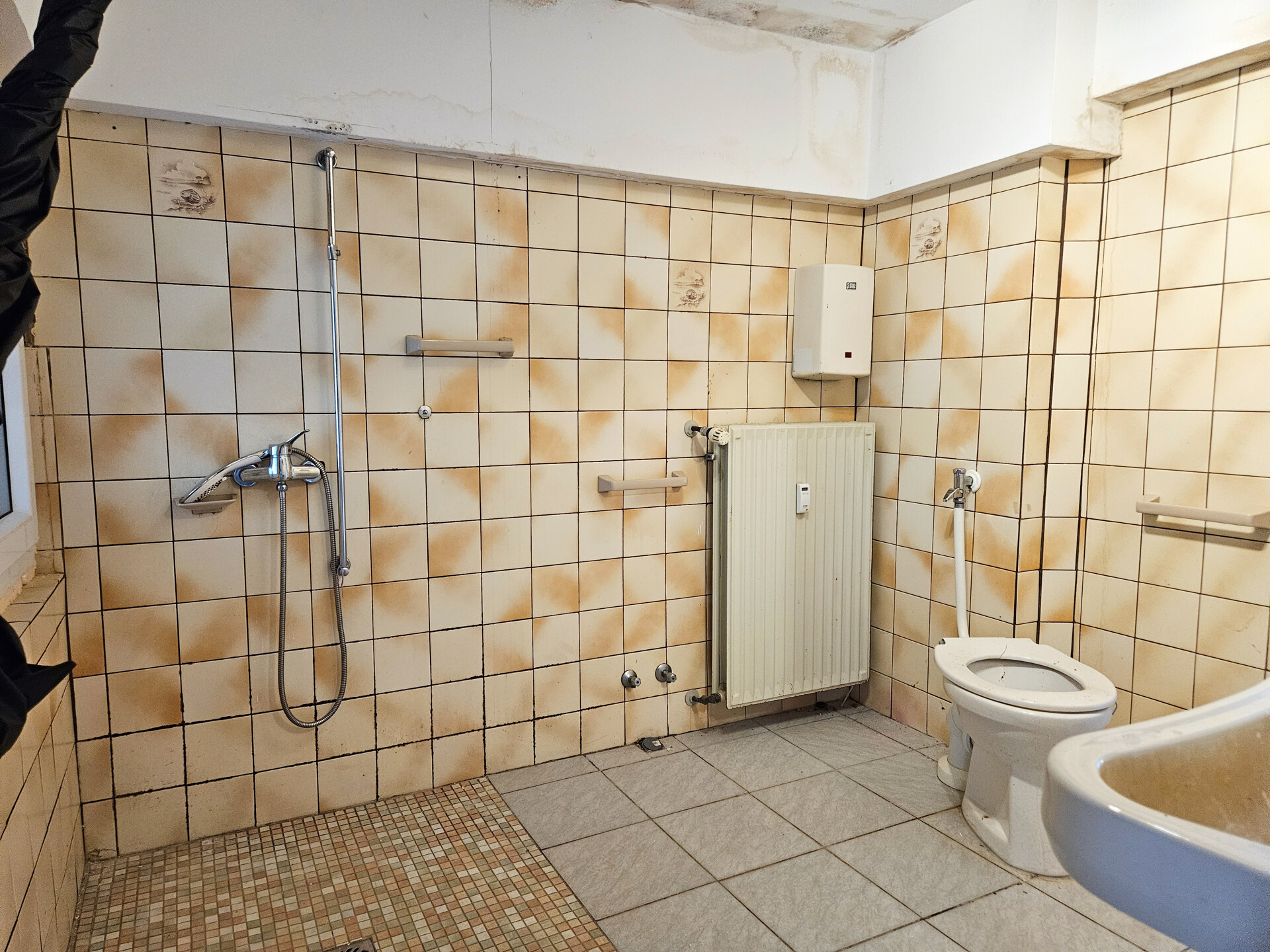 Badezimmer EG