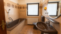 Badezimmer ( EG ) 