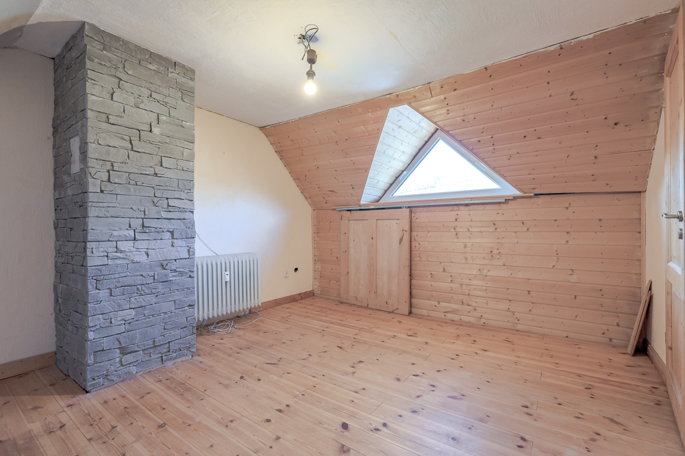 Zimmer 1 Dachgeschoss