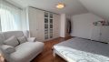 Schlafzimmer (DG)