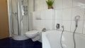 ...und Dusche 