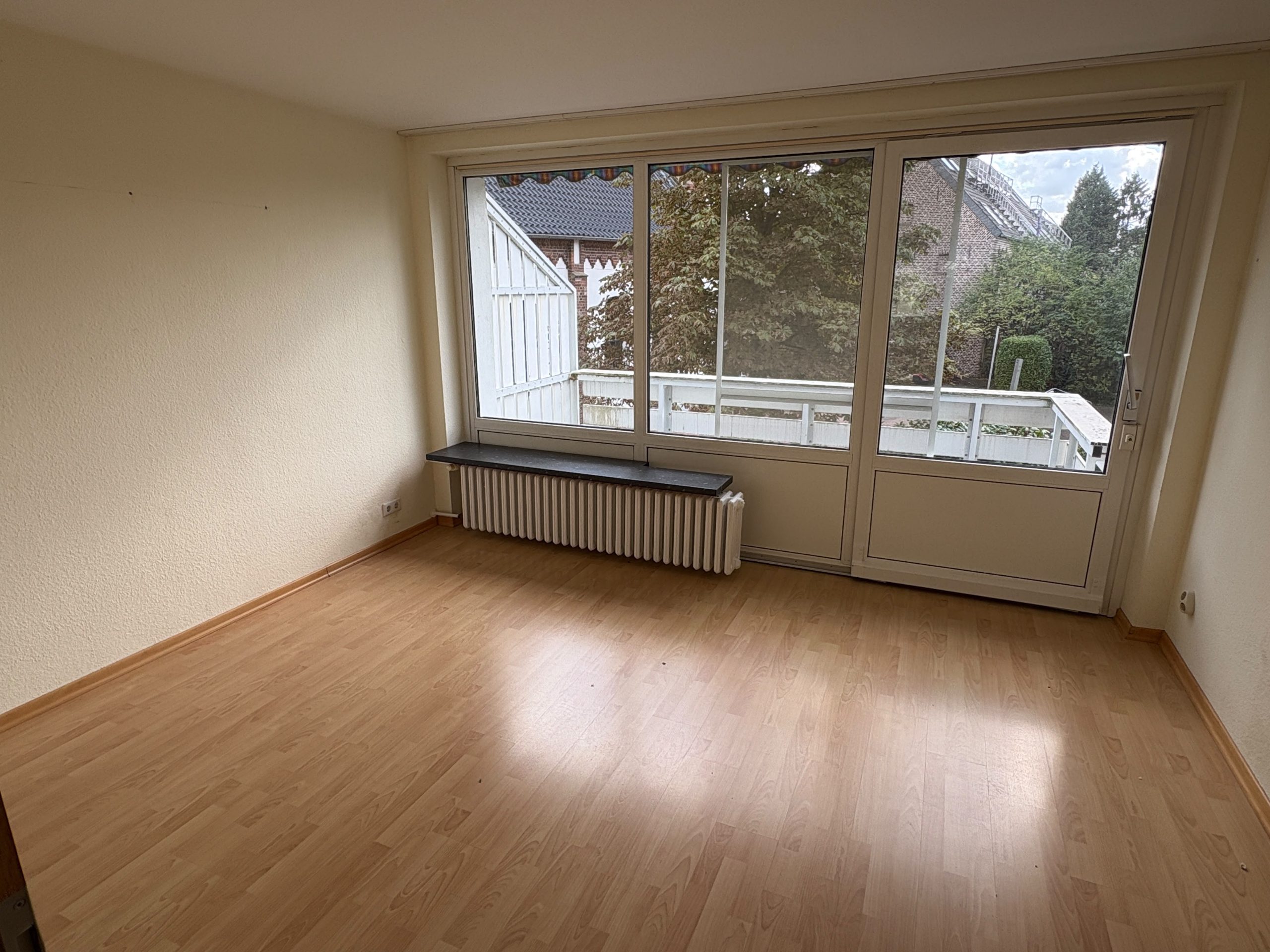Schlafzimmer Nr. 1 (OG) mit Balkon