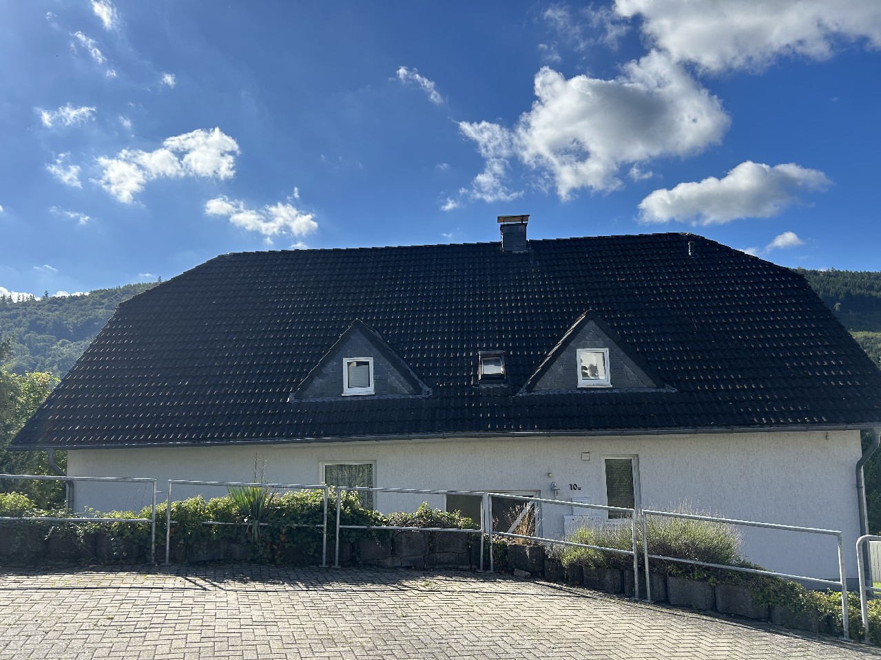 Parkplatz vorm Haus
